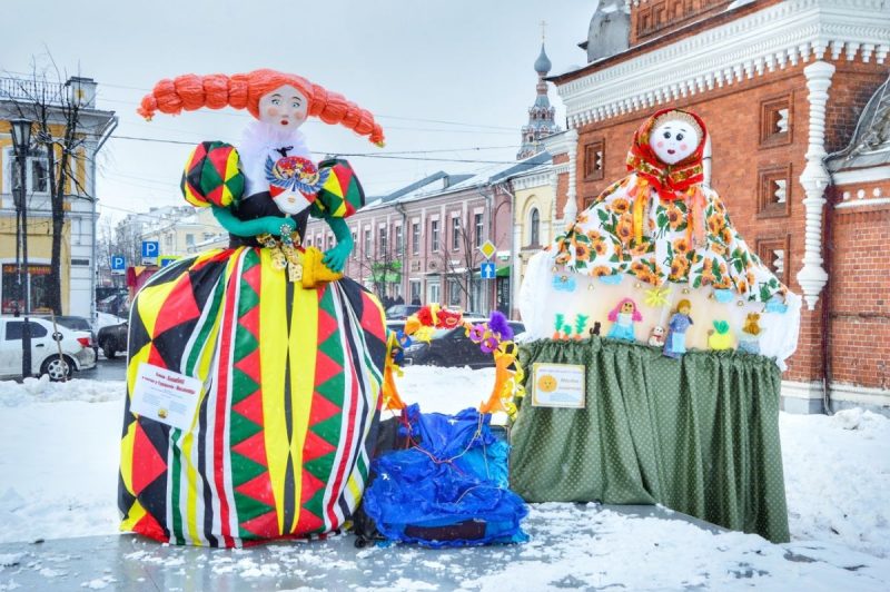 Городская ярмарка как фотозона на Масленицу фото 2