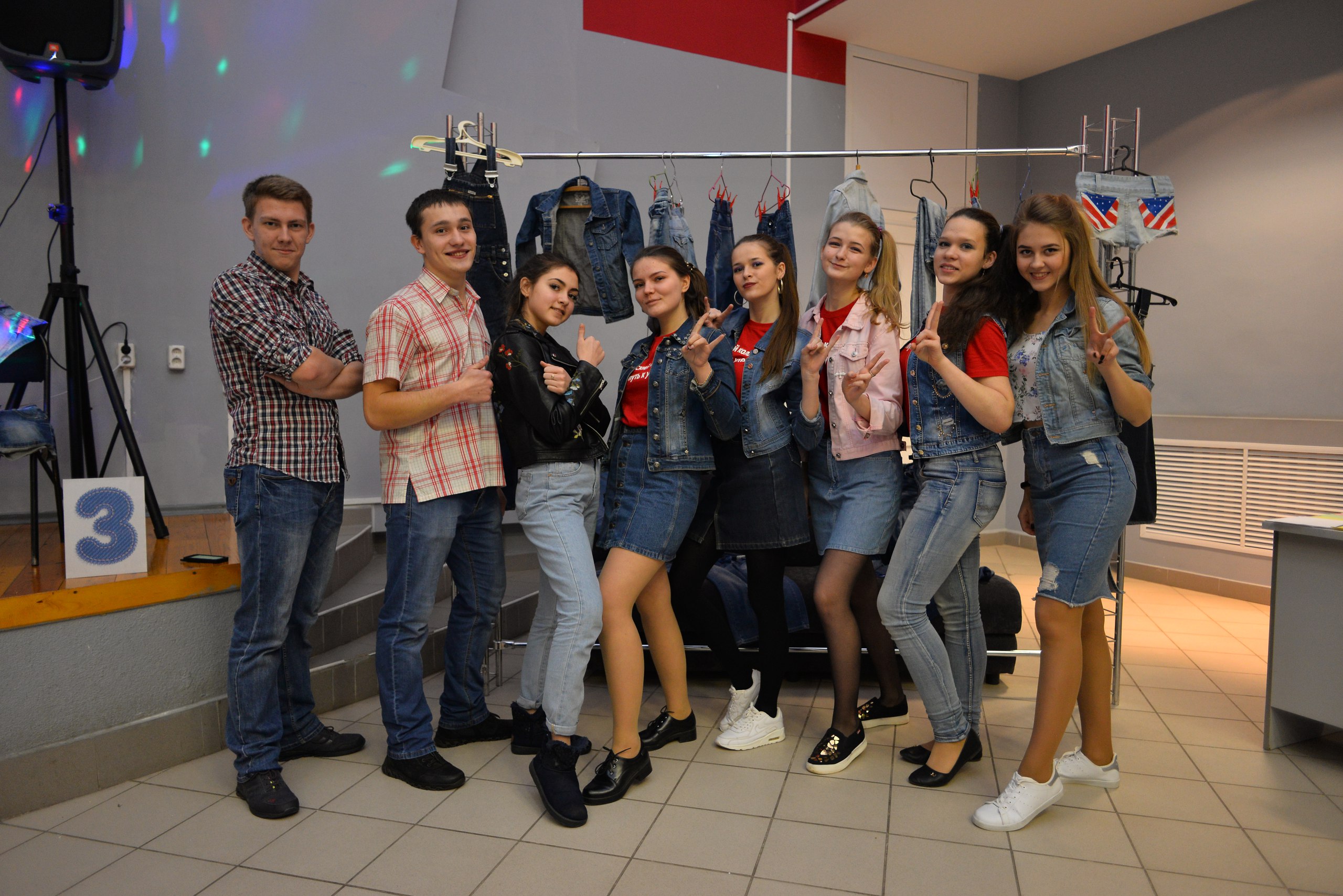 выпускной в джинсовом стиле фото 1