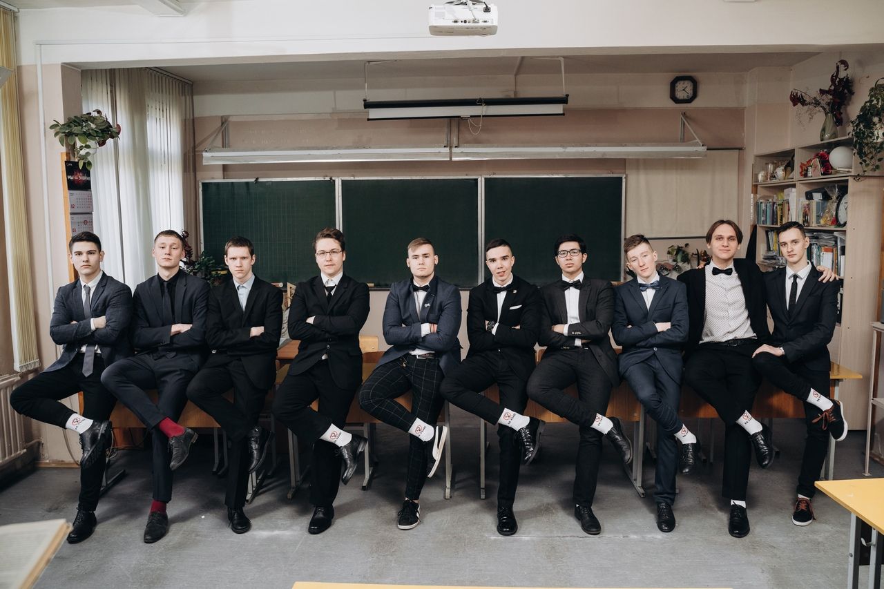 выпускной в чёрном стиле фото 1