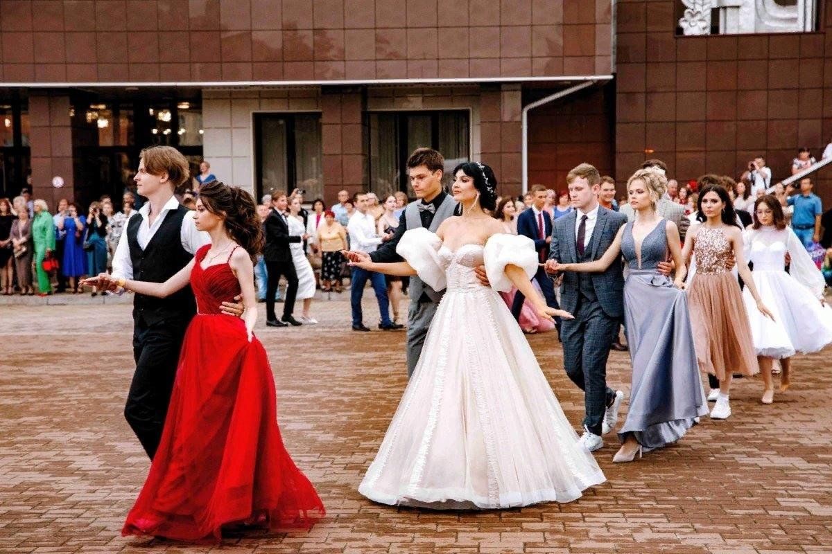 выпускной в стиле Ника фото 1