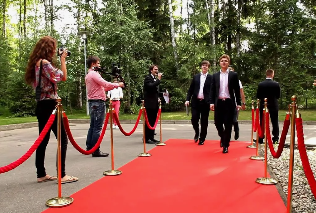 выпускной в стиле шоу фото 1