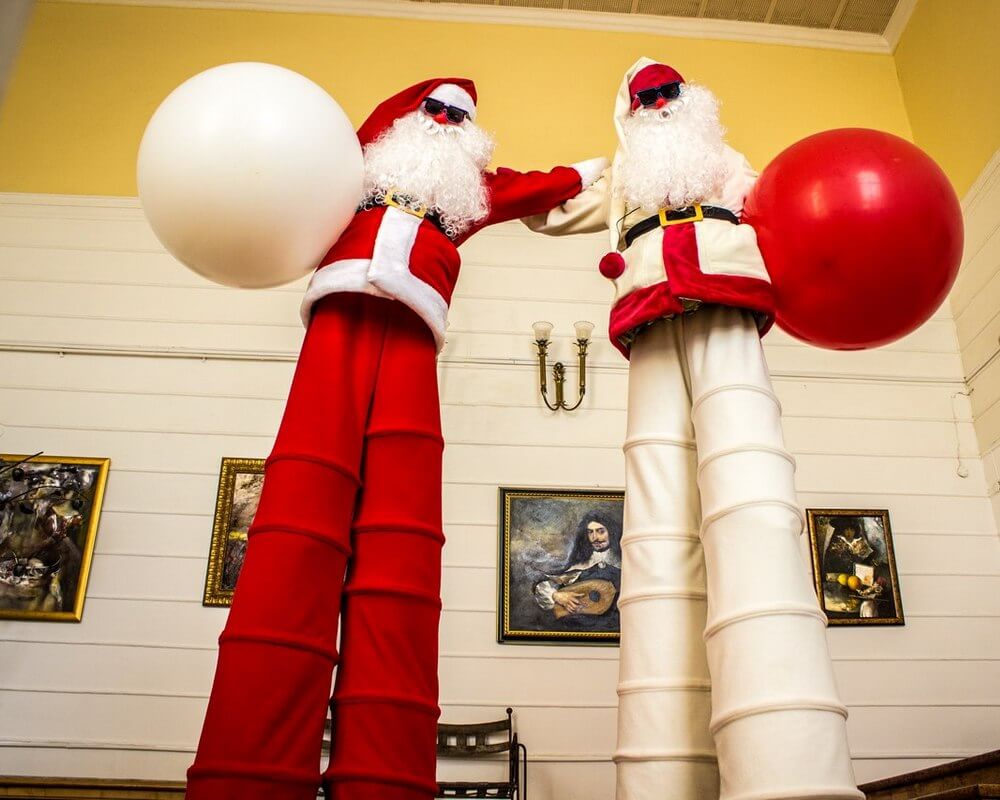 Ходулисты в Москве 🚩 заказать ходулистов на мероприятие